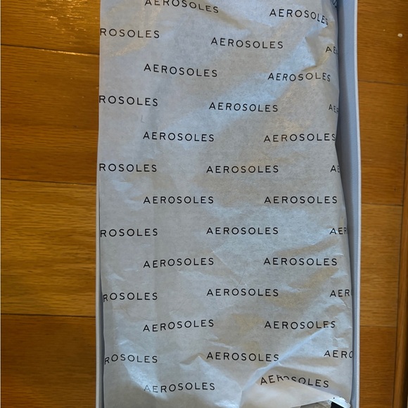 AEROSOLES Black Leather Women’s Loafers - Picture 4 of 5